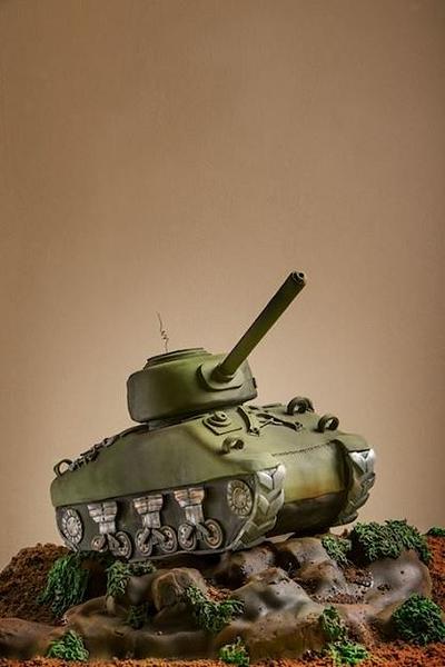 M4 (Sherman) Tank - Cake by Kasserina Cakes