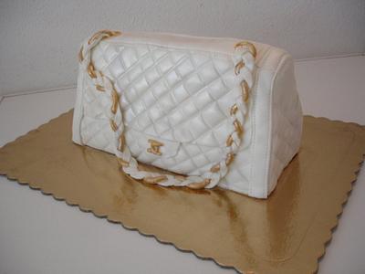 Chanel handbag - Cake by Vera Santos