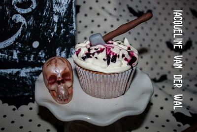 Brains ... Happy Halloween - Cake by Jacqueline