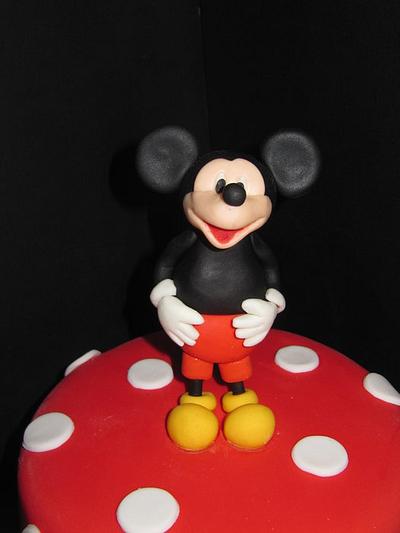 mickey mouse  - Cake by d and k creative cakes