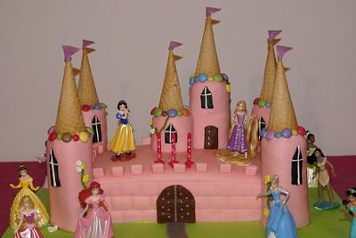 Princesses castle - Cake by Isabel Sousa