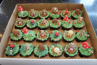 Woodland Cupcakes - Cake by VictoriousOccasions