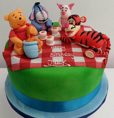 Winnie the Pooh and friends, Tea Party - Cake by Putty Cakes