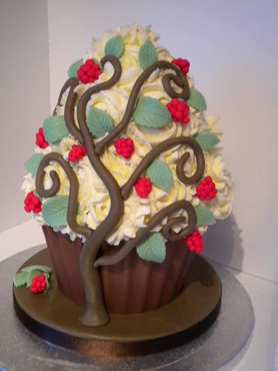 Tangled Raspberry Tree! - Cake by Paula Wright