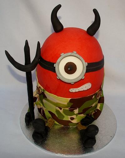 "Devil" Minion - Cake by Monique Snoeren