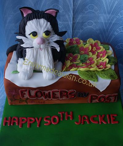 Cat in the flowers! - Cake by Emilyrose