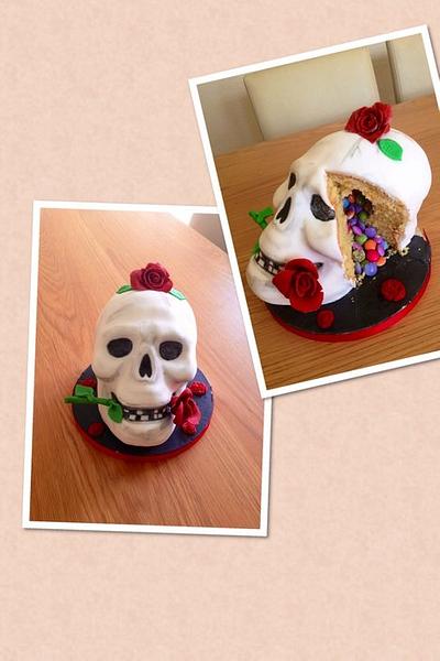 Sweetie filled skull cake  - Cake by Kirsty 
