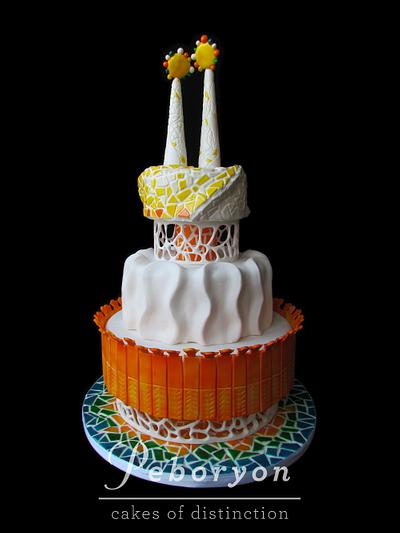 Gaudi wedding - Cake by Peboryon 