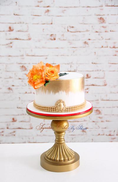 White and gold !  - Cake by Signature Cake By Shweta