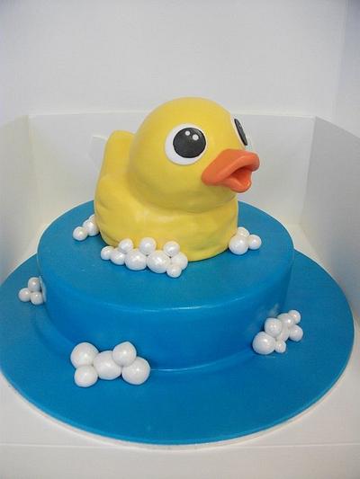 Rubber Ducky - Cake by SugarAllure