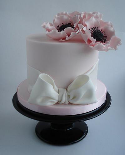 pretty anemone flower cake x - Cake by Katie