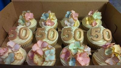 Hydrangea pastel birthday cupcakes - Cake by Krumblies Wedding Cakes