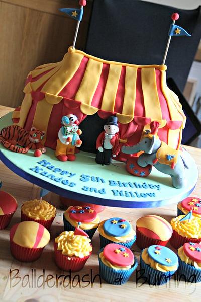 Circus tent cake - Cake by Ballderdash & Bunting