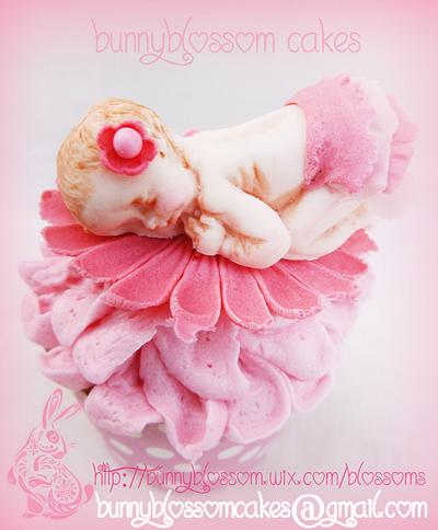 Sleeping baby cupcake - Cake by BunnyBlossom