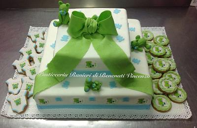 torta e biscotti orsetti verdi - Cake by ranieridibenenati