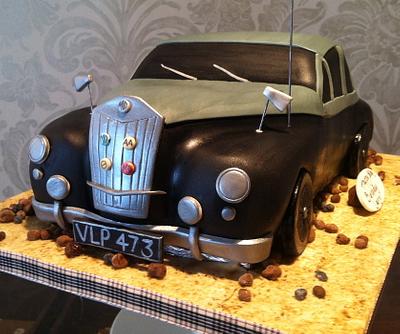 MG Magnette Car cake - Cake by Nina Stokes