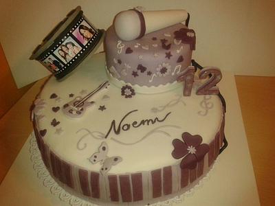 Violetta... per Noemi - Cake by modas