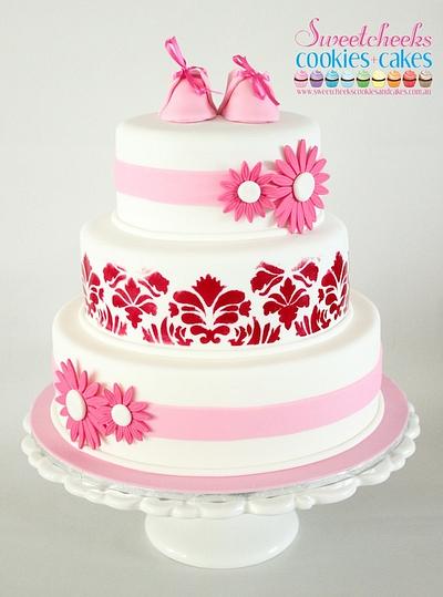 Gerbera baby Shower - Cake by SweetDanni