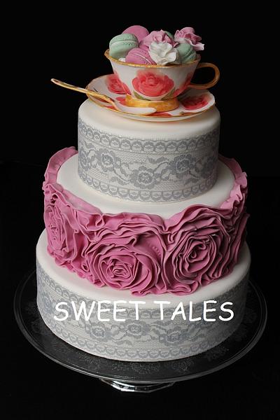 Ruffles and Lace - Cake by SweetTales
