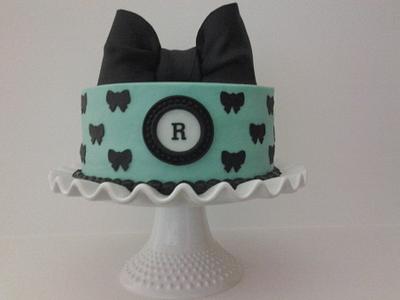 Mint and black birthday cake - Cake by Danielle Lechuga
