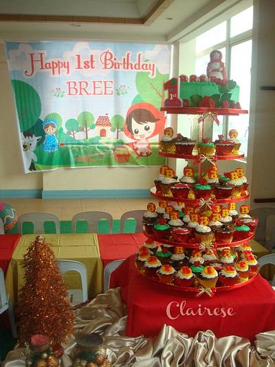 Little Red Riding Hood themed cupcake tower - Cake by AnnCriezl 