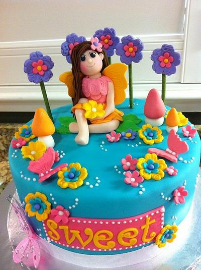 Little fairy cake - Cake by Hot Mama's Cakes
