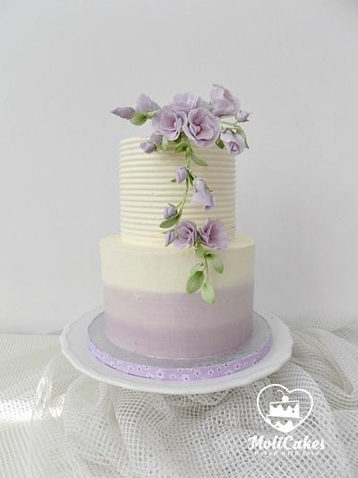 cream mini wedding cake  - Cake by MOLI Cakes