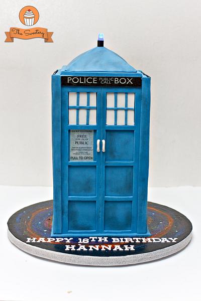 TARDIS Cake - Cake by The Sweetery - by Diana