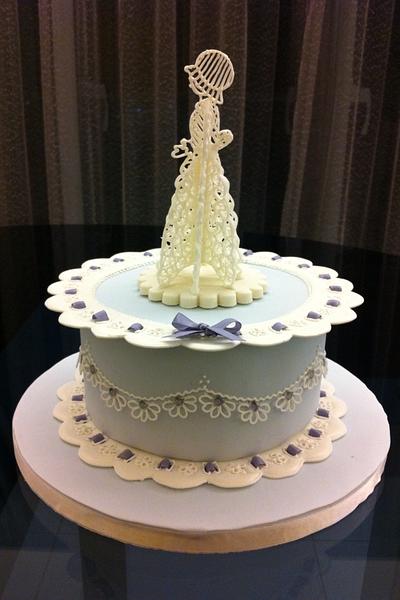 Lace lady cake - Cake by R.W. Cakes