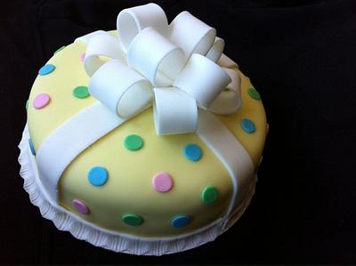 Simple birthday cake - Cake by Tali