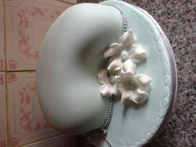 Glam paisley cake - Cake by Posh babe