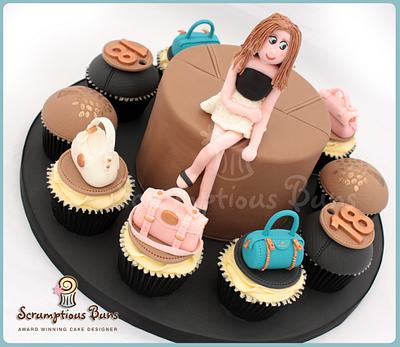 Big Cake Little Cakes : Mulberry Handbags - Cake by Scrumptious Buns