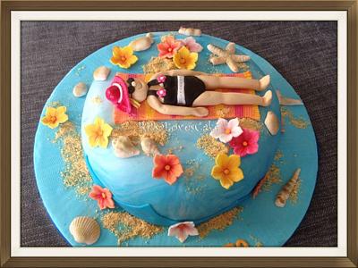 Sunbathing Lady - Cake by Ritsa Demetriadou