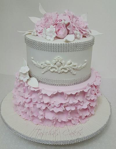 Classic pink and white  - Cake by Tascha's Cakes