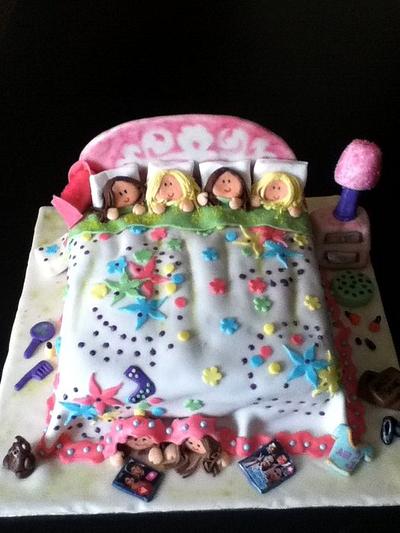 PJ Party - Cake by monsweetb
