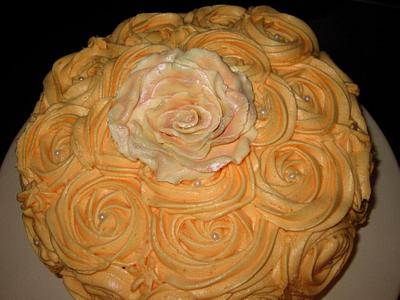 Rosette orange et creme - Cake by Frostilicious Cakes & Cupcakes