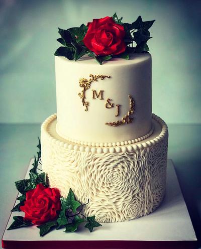 Anniversary Cake - Cake by Lorraine Yarnold