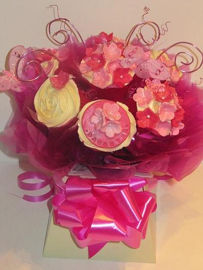 birthday bouquet  - Cake by d and k creative cakes