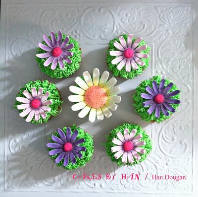 Spring cupcakes. - Cake by Han Dougan