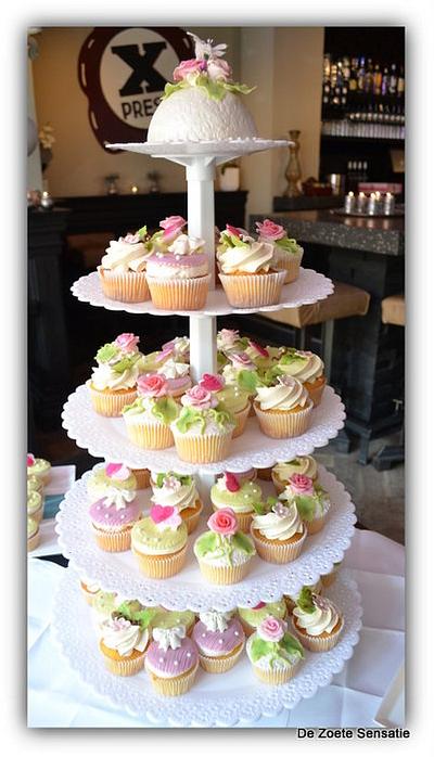 Wedding Cupcake Tower - Cake by claudia