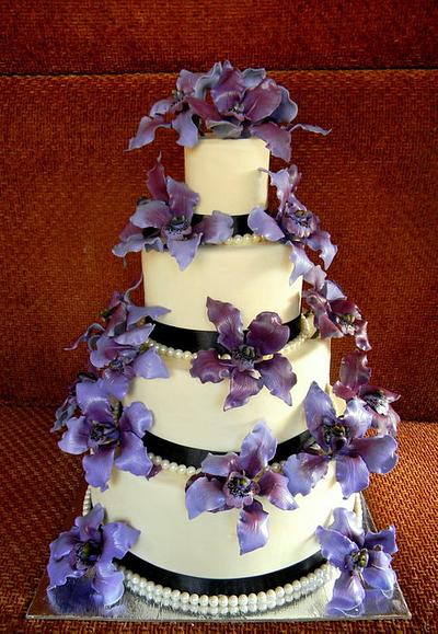 Orchids & Pearls - Cake by Firefly India by Pavani Kaur