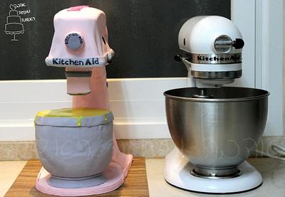 Kitchen Aid 3D cake - Cake by Love From The First Cake