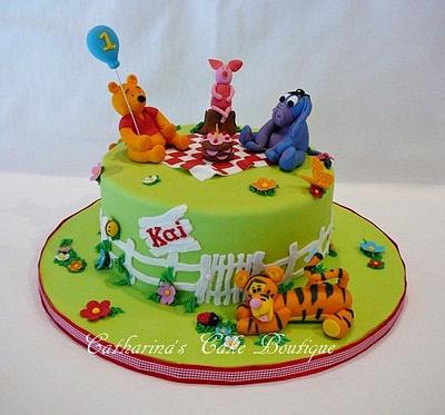 Pooh & friends celebrate Kai's 1st B'day! - Cake by Catharinascakes