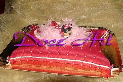 Minnie Mouse pillow cake - Cake by Magda Martins - Doce Art