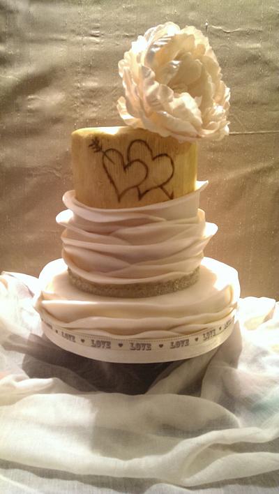 tree stump ruffle wedding cake - Cake by Red Alley Cakes (Alison Rankin)