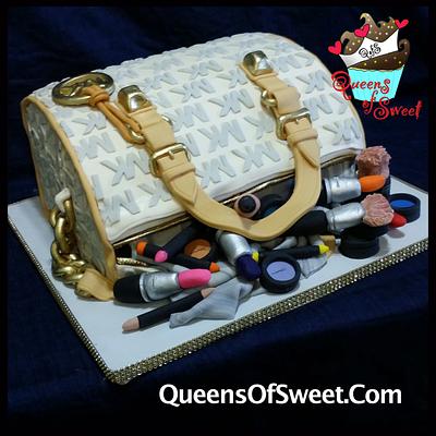 MK purse cake - Cake by Duzant