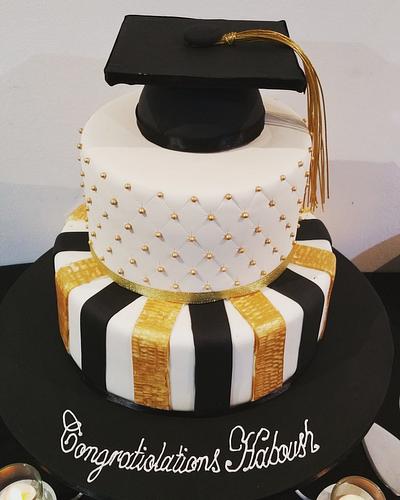 Graduation Cake - Cake by jscakecreations