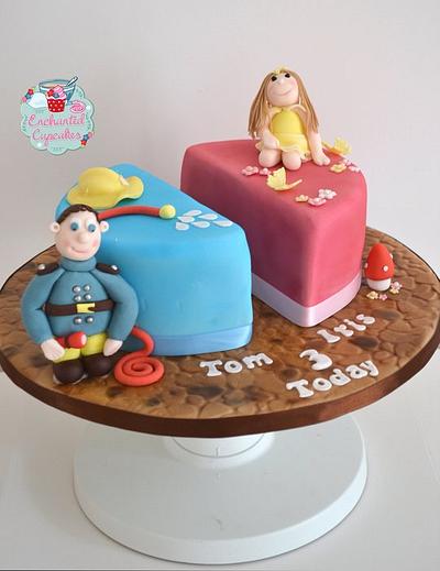 Split cake for twins - Cake by Enchantedcupcakes