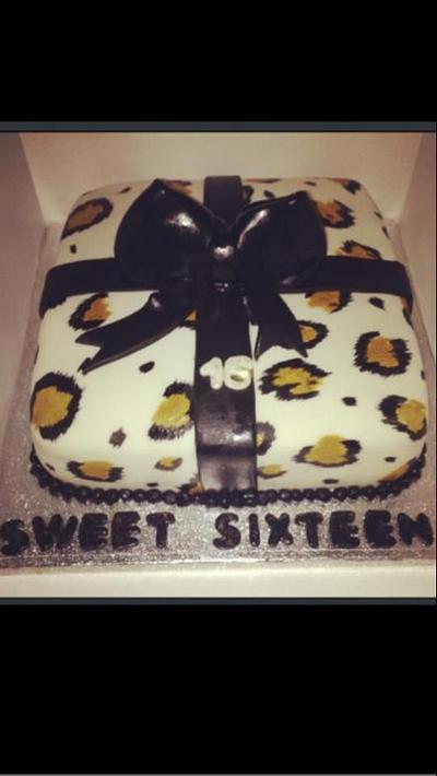 Sweet sixteen  - Cake by Pickle
