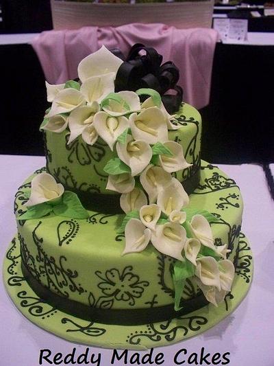 Green guilty pleasure - Cake by Crystal Reddy